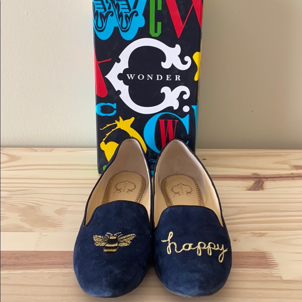 C. Wonder FlatBee Embroidered Smoking Flat